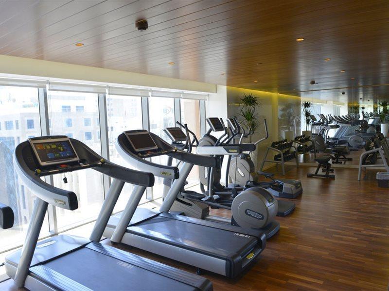 Fraser Suites Diplomatic Area Bahrain Manama Dış mekan fotoğraf A gym on a cruise ship