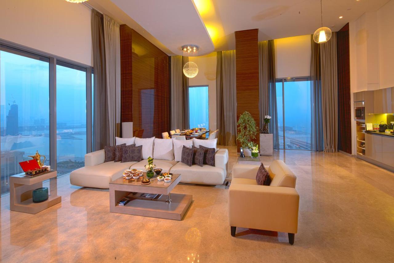Fraser Suites Diplomatic Area Bahrain Manama Dış mekan fotoğraf A living room in a luxury apartment