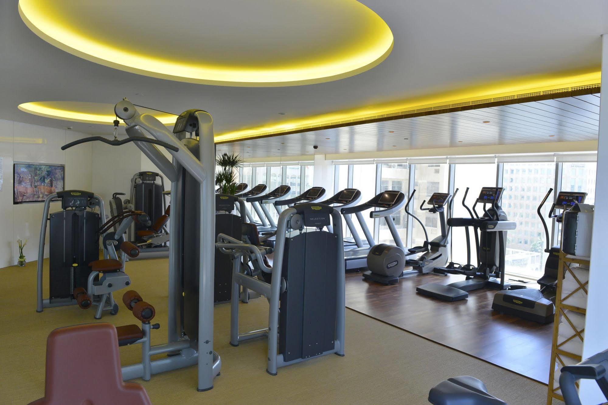Fraser Suites Diplomatic Area Bahrain Manama Dış mekan fotoğraf The gym at the 57th floor
